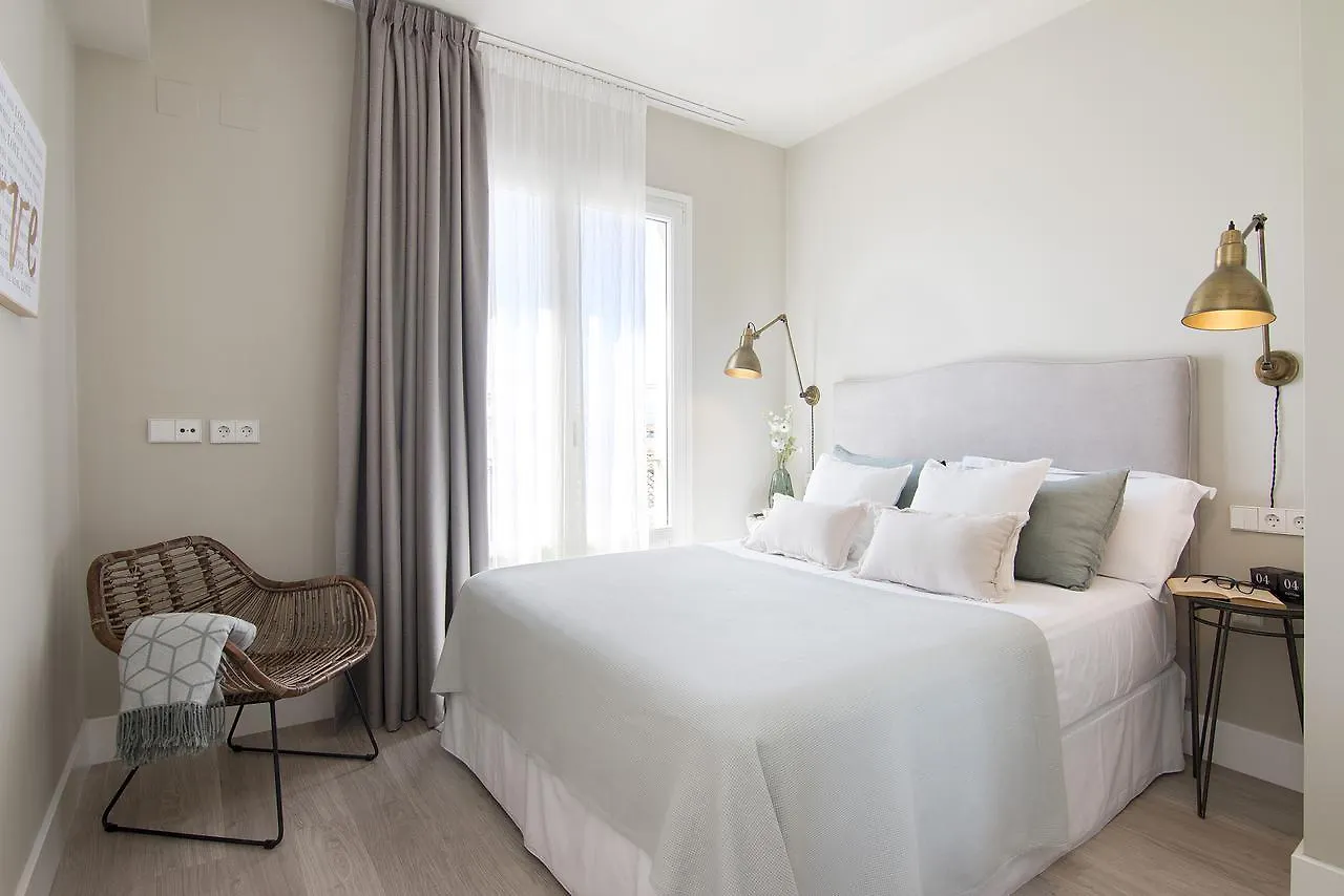 Chezmoihomes Luxury Granada Cathedral Penthouse 0*,
