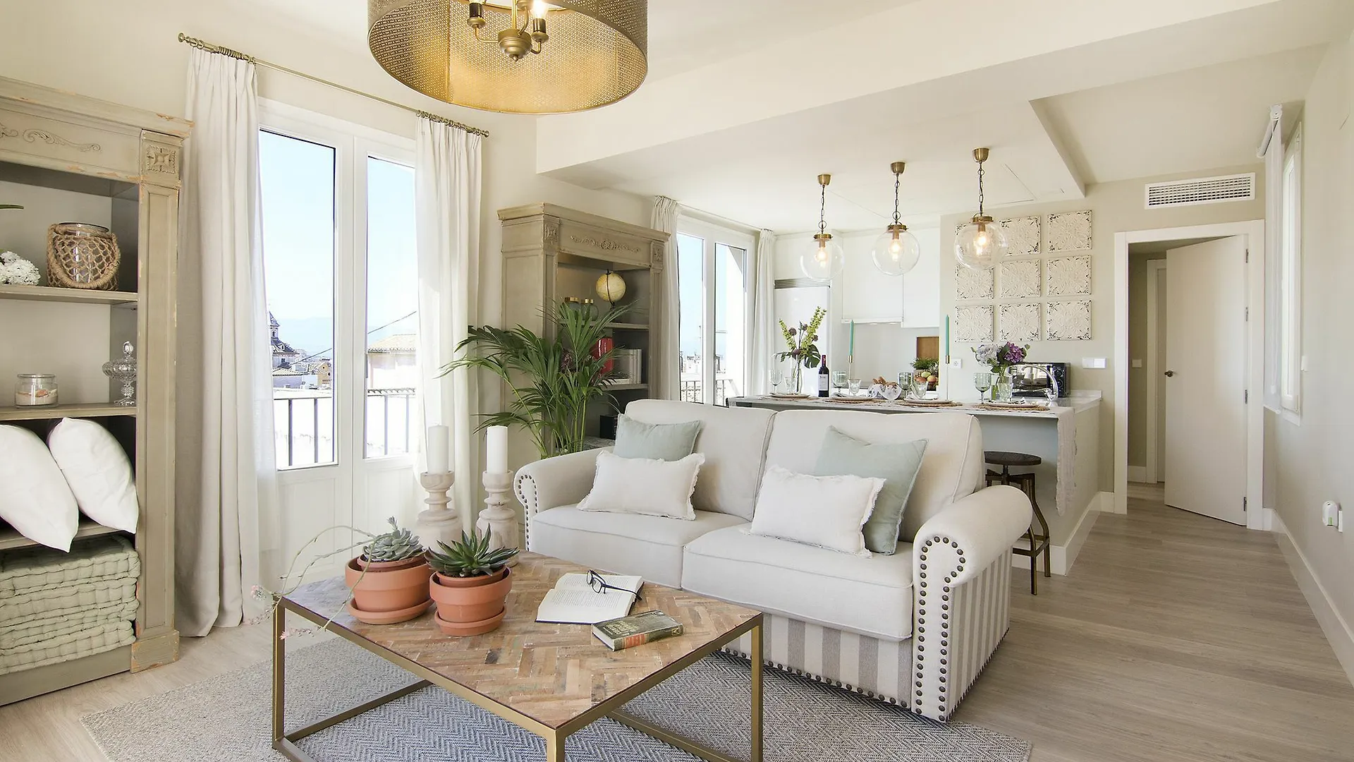 Chezmoihomes Luxury Granada Cathedral Penthouse